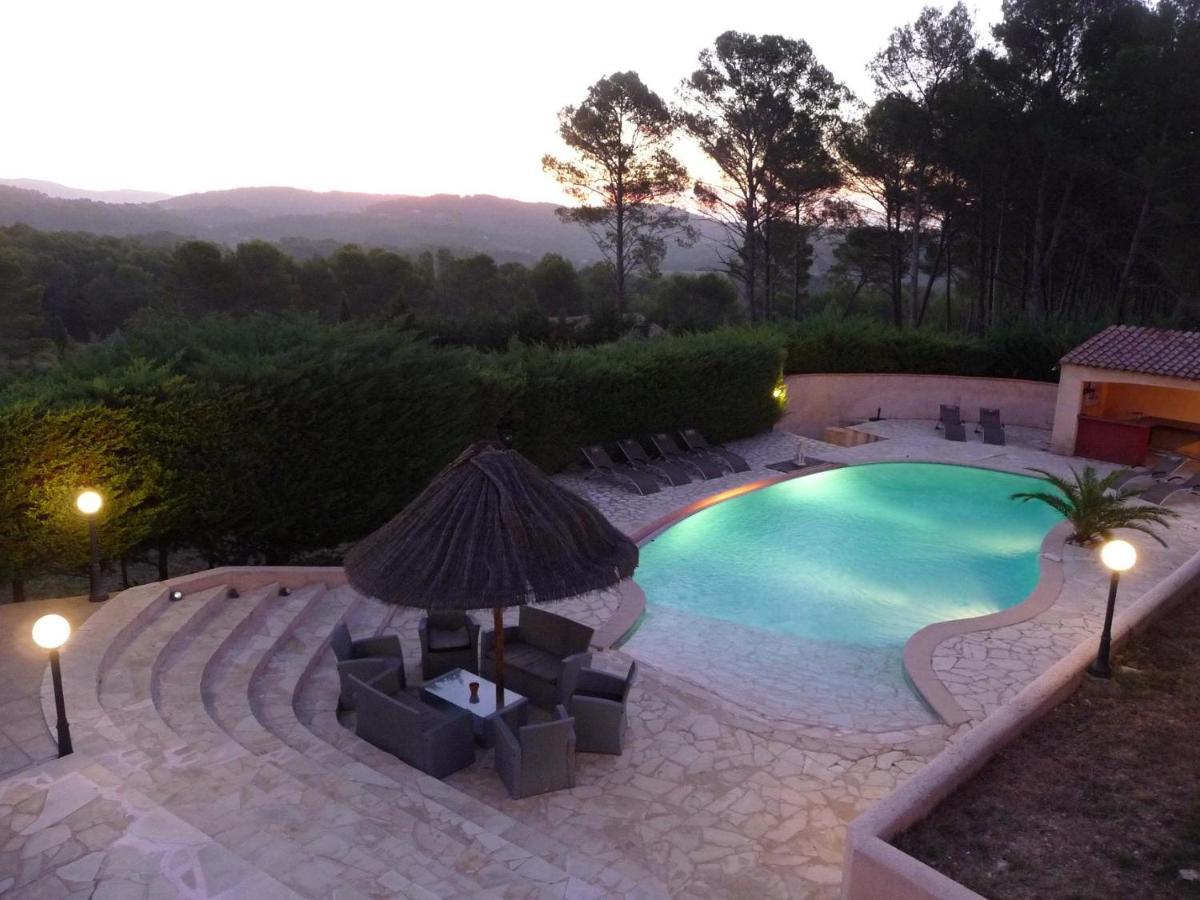 La Bastide Des Selves Bed and Breakfast Draguignan Eksteriør billede